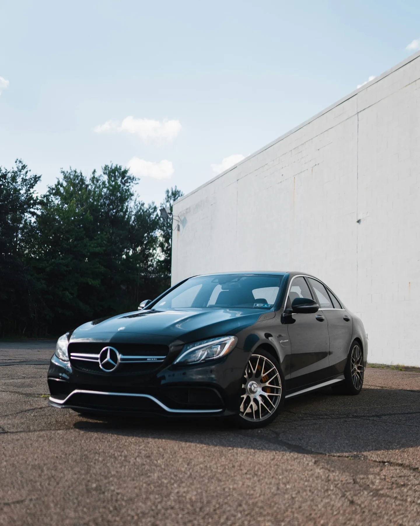 Executive sedan available through transport coordination